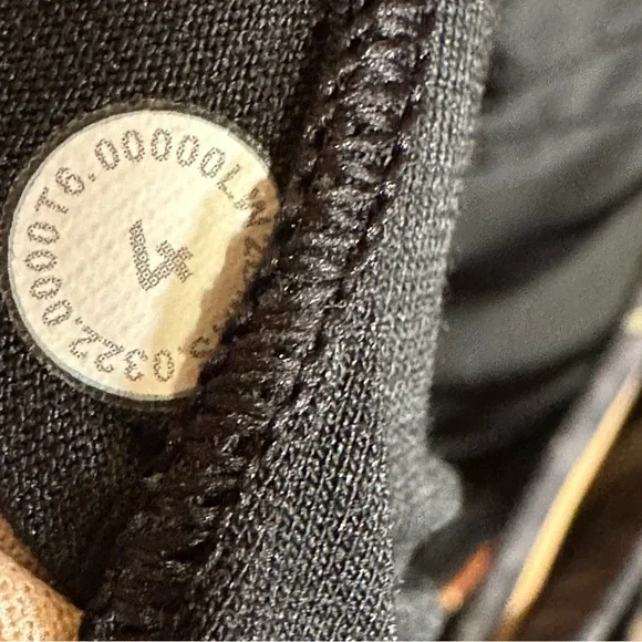 Lululemon Energy Sports Bra-floral size 4 - Picture 5 of 6